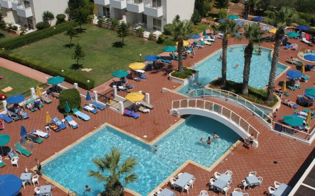 Atlantica Aqua Blue Hotel