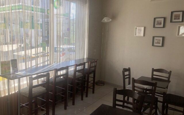 Hotel Kentrikon