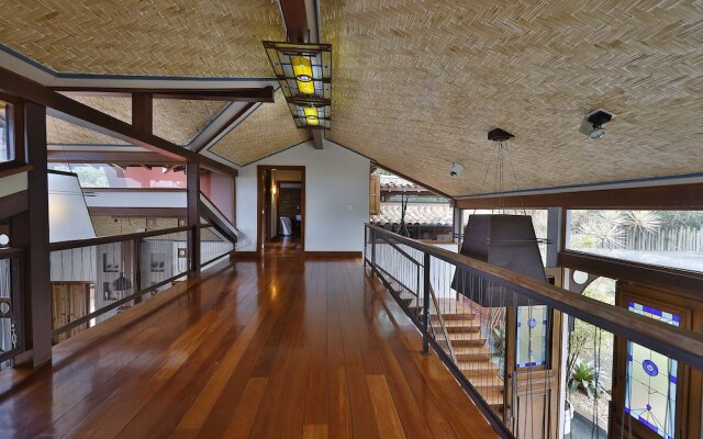 Cliffside Boutique Hotel