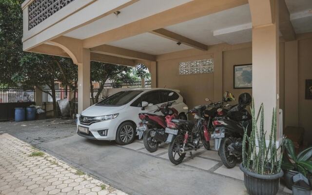 RedDoorz Syariah near Jamtos Jambi 2