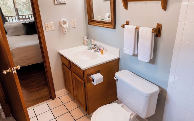 669 Rainbow Landing Dr