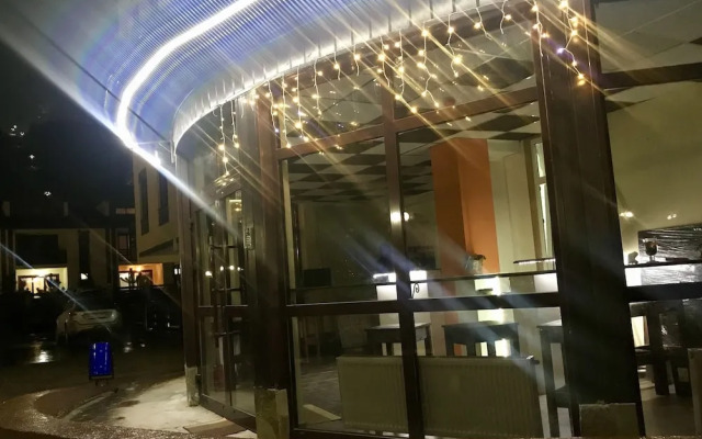 Tvoy Hostel