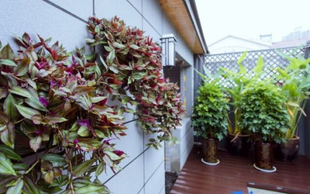 Luoyang hummingbird E-sports Hotel