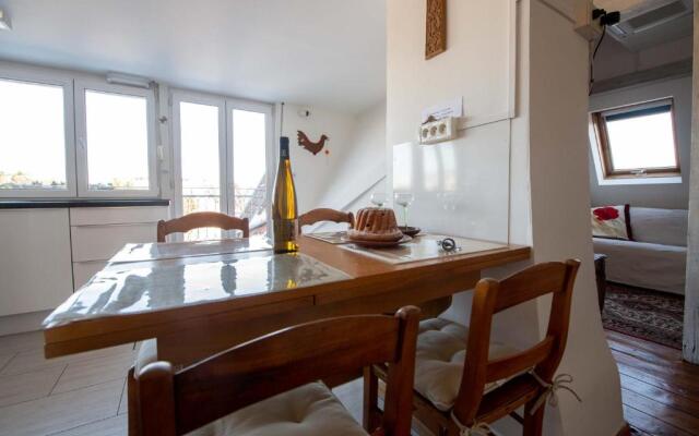 au-dessus du jardin appartement climatisé