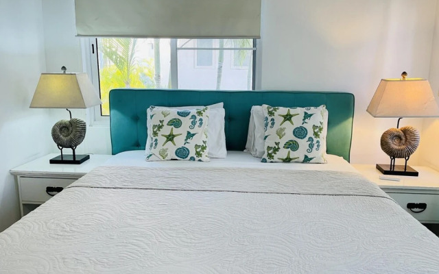 Beauty Pool Views Aparment With Private Beach O201