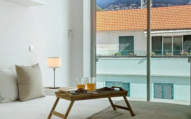 Acanto Loft by Atlantic Holiday