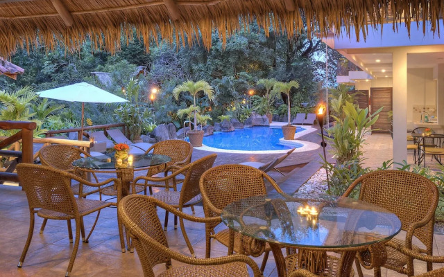 Hotel Pumilio