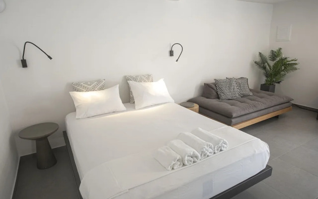 Onar Hotel and Suites