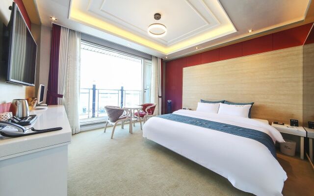 Hotel the One Yeosu