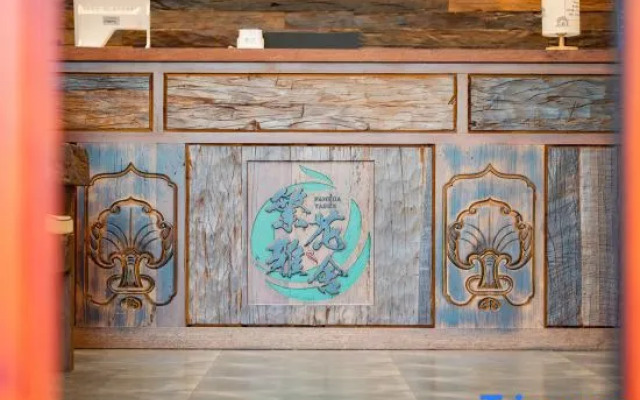 XISHUANGBANGNAFANHUAYASHEINN