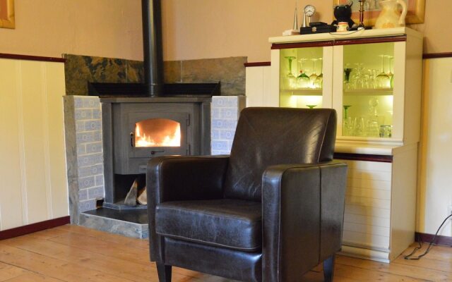 Spacious Holiday Home With Sauna in Celles-sur-plaine