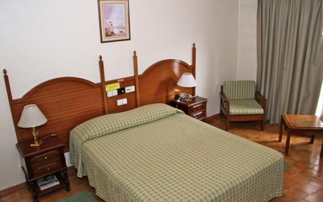 Hotel WOT Costa da Caparica