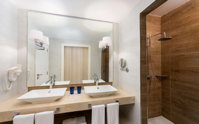 Radisson Blu Residences, Saidia