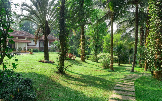 StayVista at Crystal Homestay