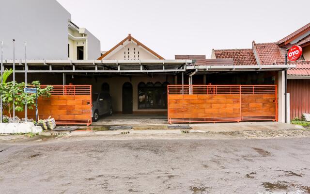 OYO 90095 Indah Homestay