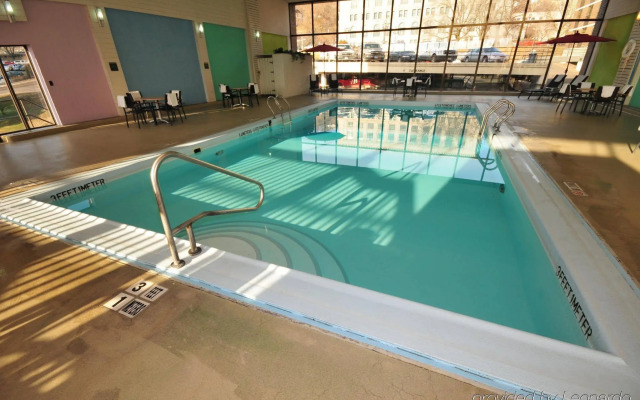 Radisson Hotel Duluth - Harborview