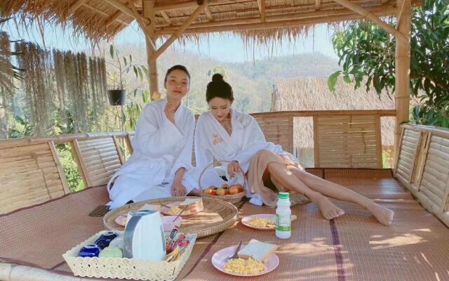 3 Pok Maiwang Elephant Hostel