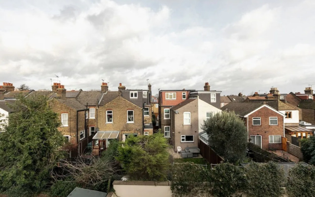 Skyvillion -vineyard Court Enfield 1bed Wbalcony