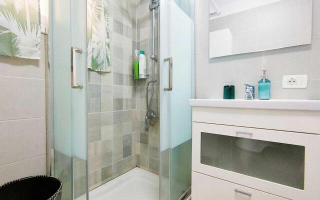 Studio with wonderful ocean view and WiFi
