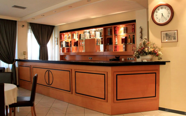 Hotel Platon