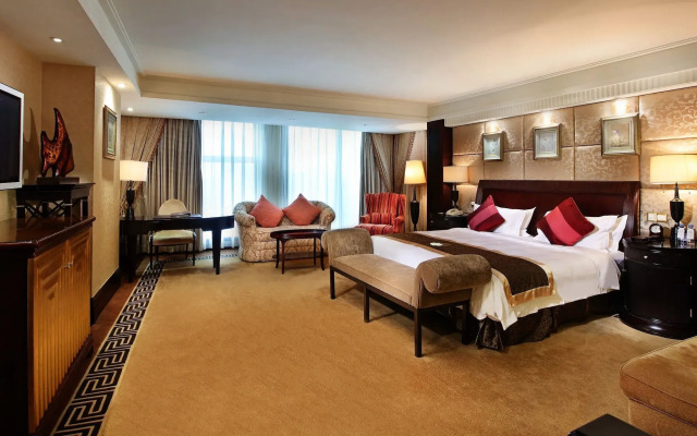 Royal Mediterranean Hotel