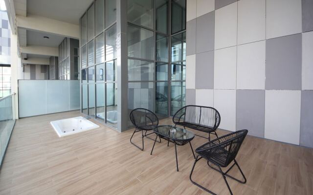 Luxury duplex in Raha lofts