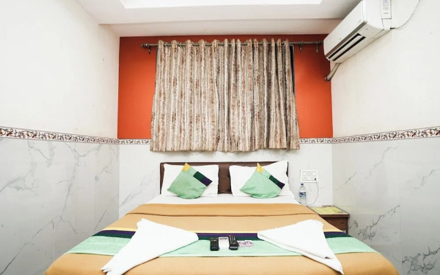 Hotel Sai Bansi