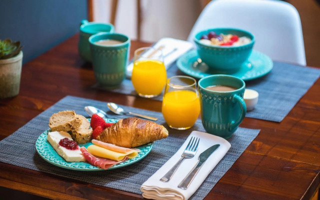 Bica FLH Suites