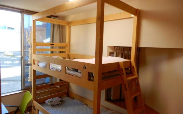 Tottori Guest House Miraie Base Hostel