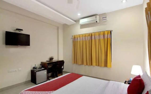 OYO 45 SilverKey Gachibowli