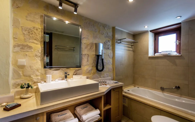Exensian Villas & Suites