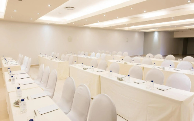 San Lameer Hotel and Spa