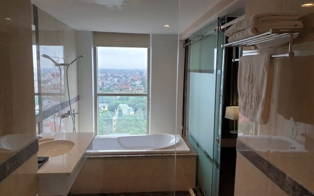 Legend Hotel