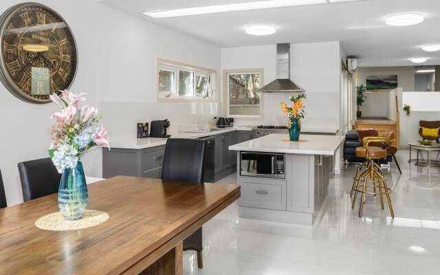 Canterbury Villa 7BRM for Big Group