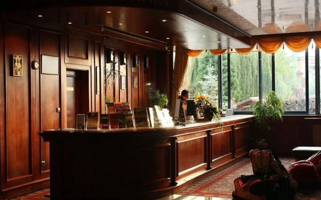 Maxi Park Hotel & Spa
