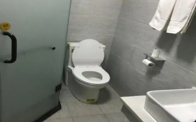 Yigang Business Hotel
