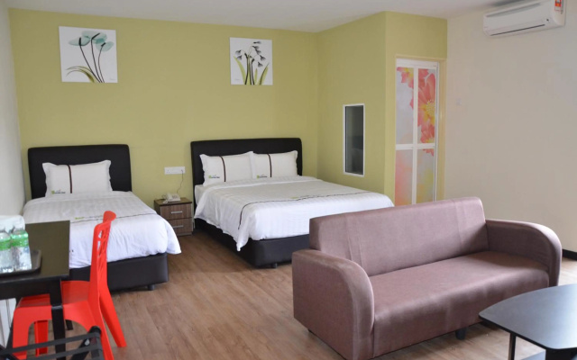 Riverview Hotel – Guest Rooms – Bahau