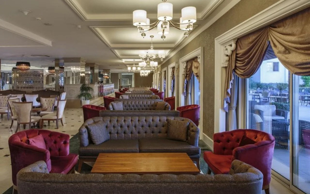 Side Crown Serenity – Всё включено