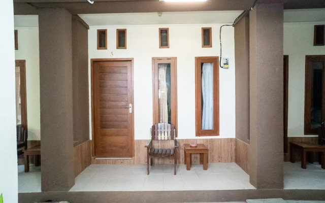 RedDoorz Near Transmart Lombok Mataram