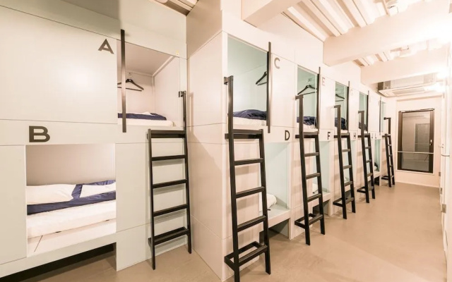 And Hostel Kuramae West