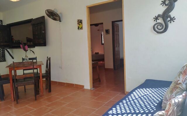 Colibri Surf House & Flats