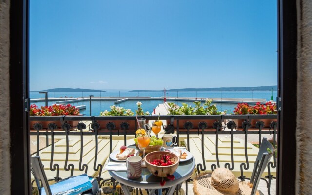 Luxury Apartment Perko