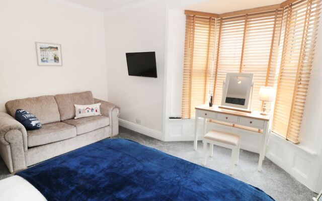 3 George Street, Whitby
