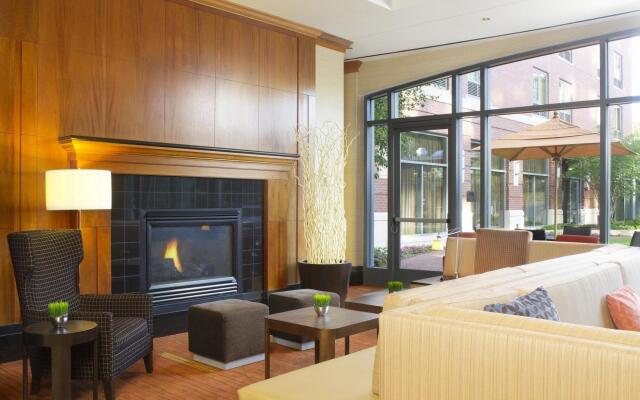 Courtyard by Marriott Boston Brookline