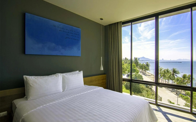Kalm Bangsaen Hotel
