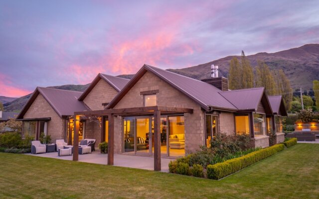 Spacious, Family Home With Several Outdoor Entertaining Areas