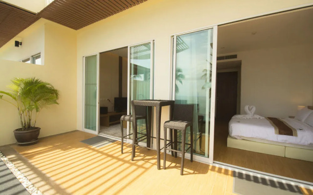 Sea View Penthouse Apartment