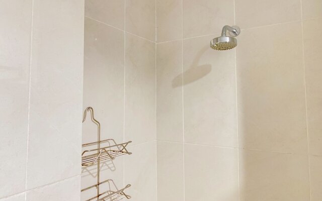 Great Location And Comfy 1Br Apartment At Capitol Park Residence