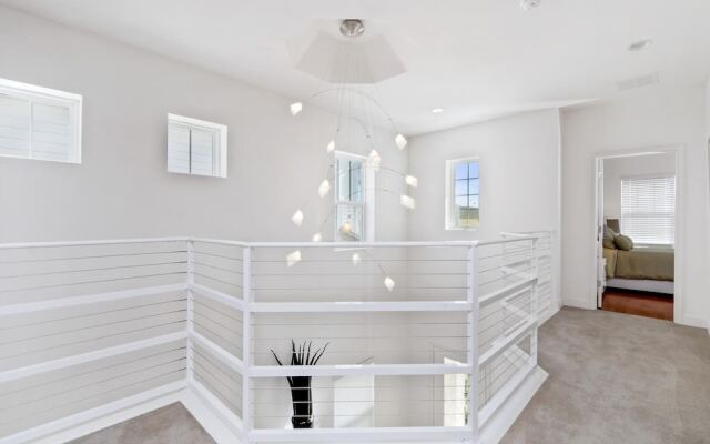 Rvh_507r Contempo Landing 6 Bedroom Home