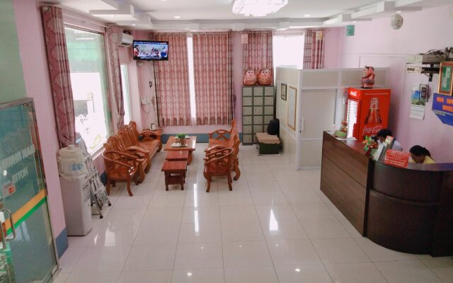 Man Shwe Li Hotel